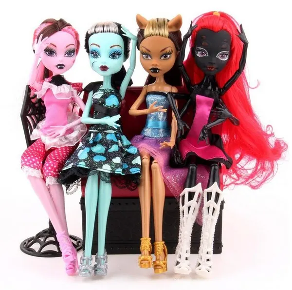 High Quality Fasion Monster Dolls Draculaura/Clawdeen Wolf/ Frankie Stein / Black WYDOWNA Spider Moveable Body Girls Toys Gift